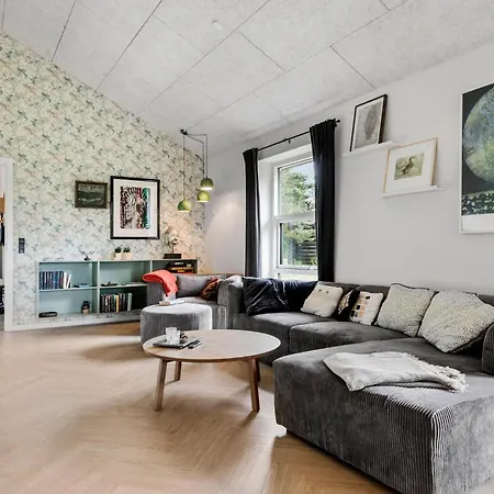 Holiday home 3 Bedroom Pet Friendly In