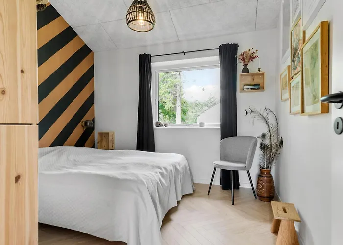 3 Bedroom Pet Friendly In Ørsted