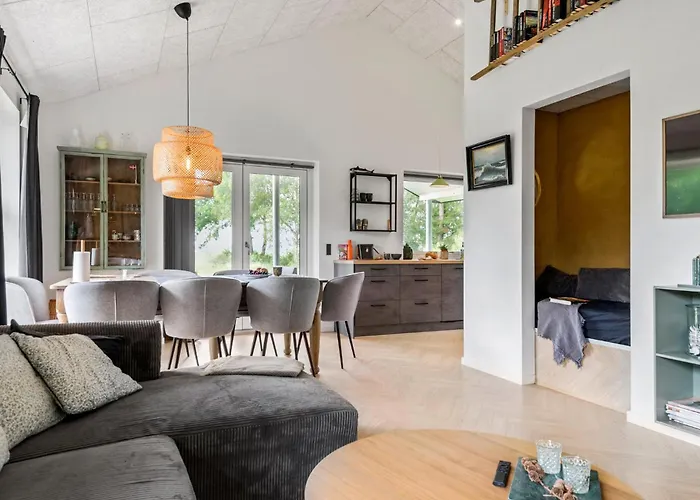 3 Bedroom Pet Friendly In Ørsted